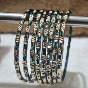 रेडियम कलर मे पक्की चुडी