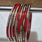 लाल कलर मे पक्की चुडी