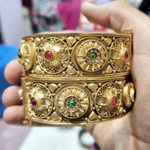 पितल पेच कडा A7