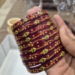 बूर डालू चूड़ा डार्क रानी रंग में C8